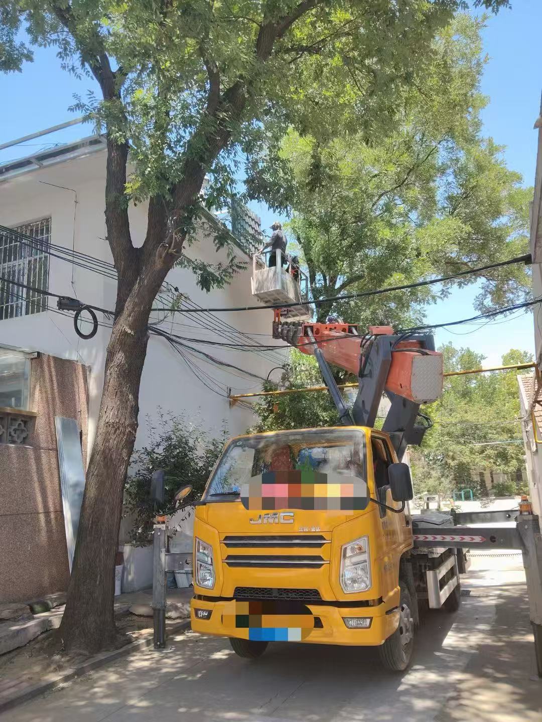 东城区高空作业车能吊装重物吗？最大承载多少公斤？