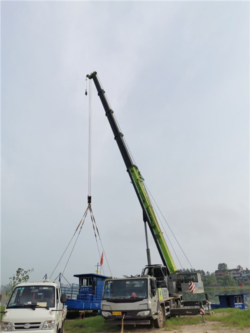 东城区桥梁建设吊装案例